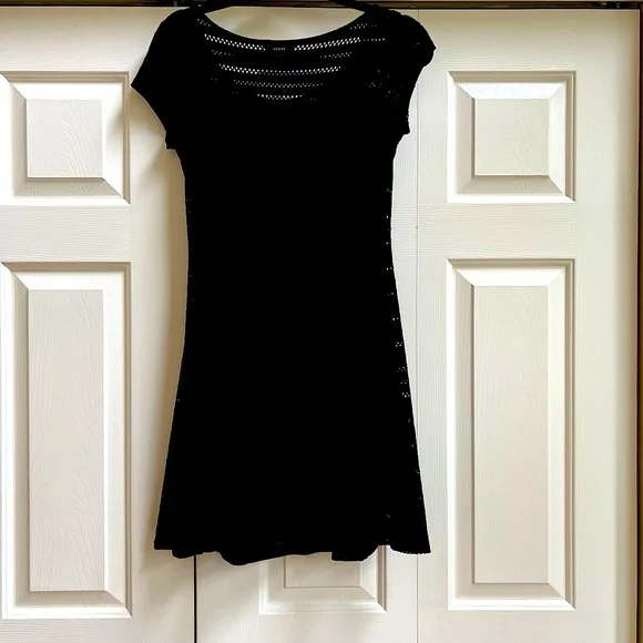 Guess fit-and-flare black dress